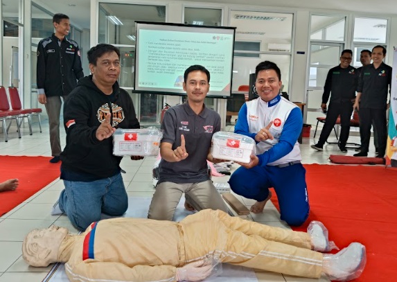 Press Release Kopdar Gass Menuju Honda Bikers Day 2024, MPM Honda Jatim Berikan Pelatihan Basic Life Support. 